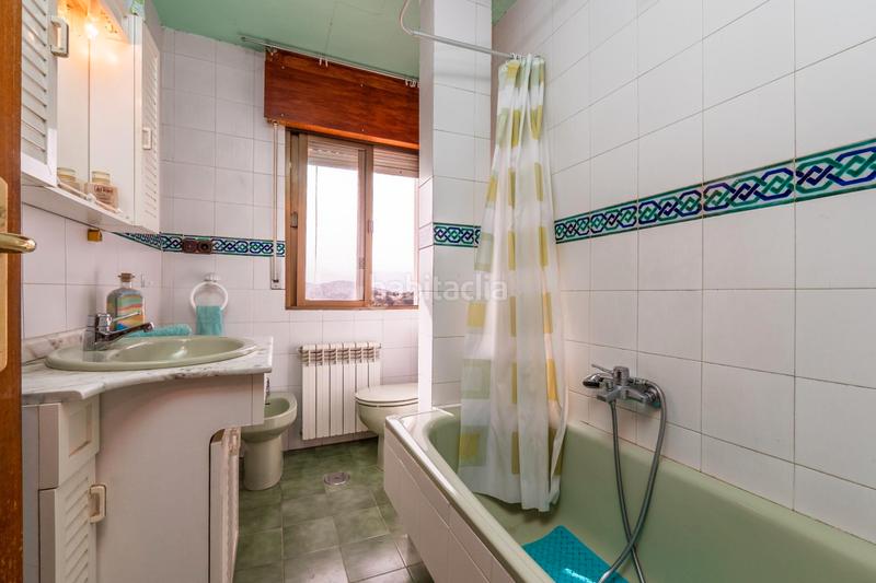 Foto a6498f78-9538-47b1-848e-2b74c663664b. Xalet amb calefacció piscina a Fargue Granada