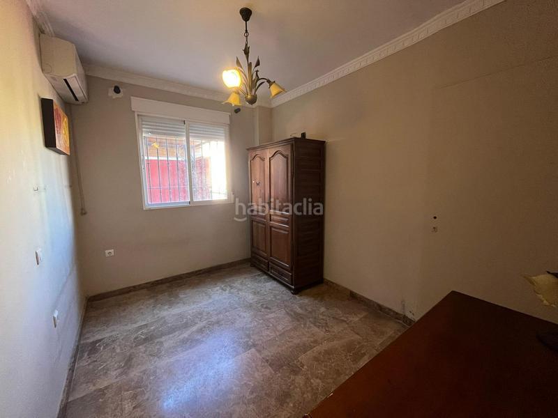 Foto cec1a4ec-22b3-4444-8b0e-4c79d277782a. Maison dans calle calle londres dans Purchil Vegas del Genil