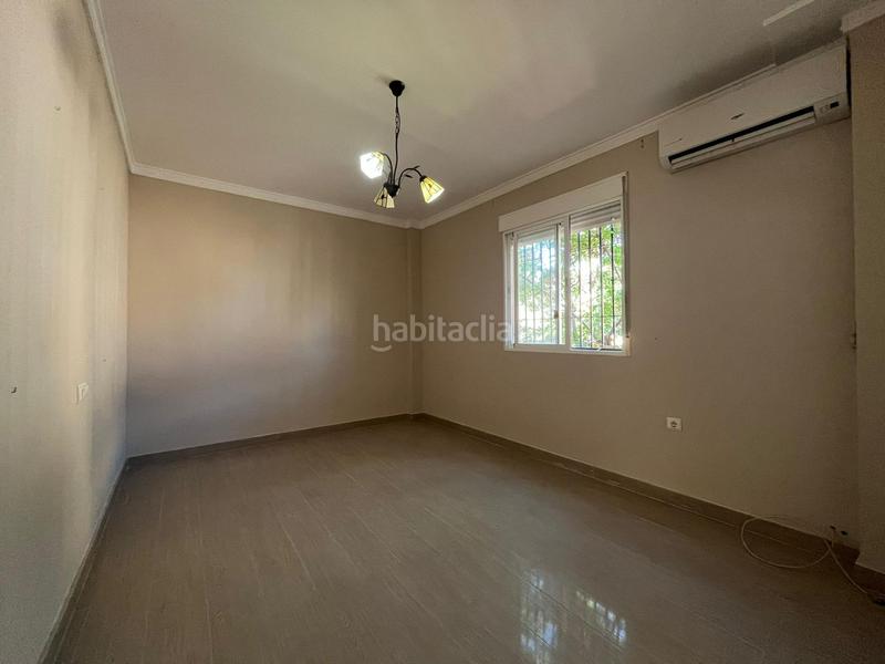 Foto efd0b0be-65e5-4e03-8909-eaf043dd40ed. Maison dans calle calle londres dans Purchil Vegas del Genil