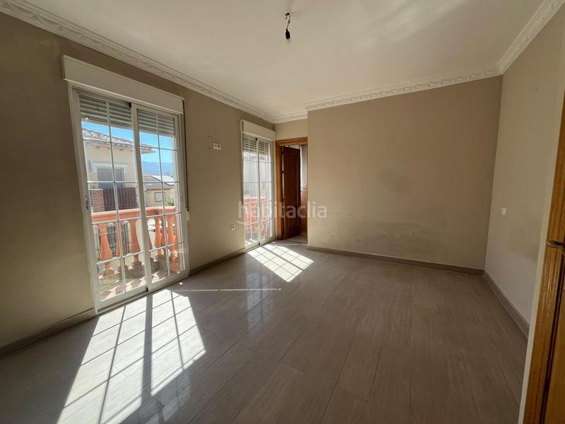 Foto fd168f72-9ea3-4f39-bb03-a090be14e343. Maison dans calle calle londres dans Purchil Vegas del Genil