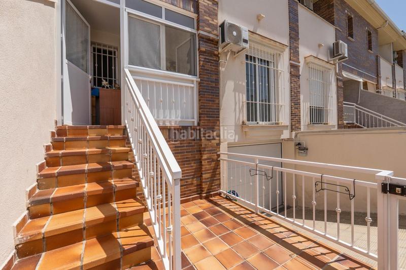 Foto a9ca423f-6faa-4785-8530-83de79eef354. Casa adossada amb aparcament piscina a Belicena Vegas del Genil
