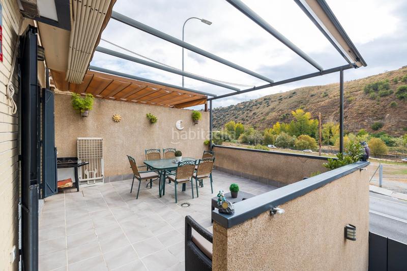 Foto b487af8f-d31c-40a7-86b3-a4033b5f5ec3. Casa adosada casa en carretera de la seirra en Crta. De la Sierra Granada