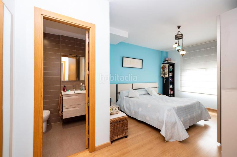 Foto b67fa03b-64b1-4877-a98c-ab1a51ce82ac. Casa adosada casa en carretera de la seirra en Crta. De la Sierra Granada