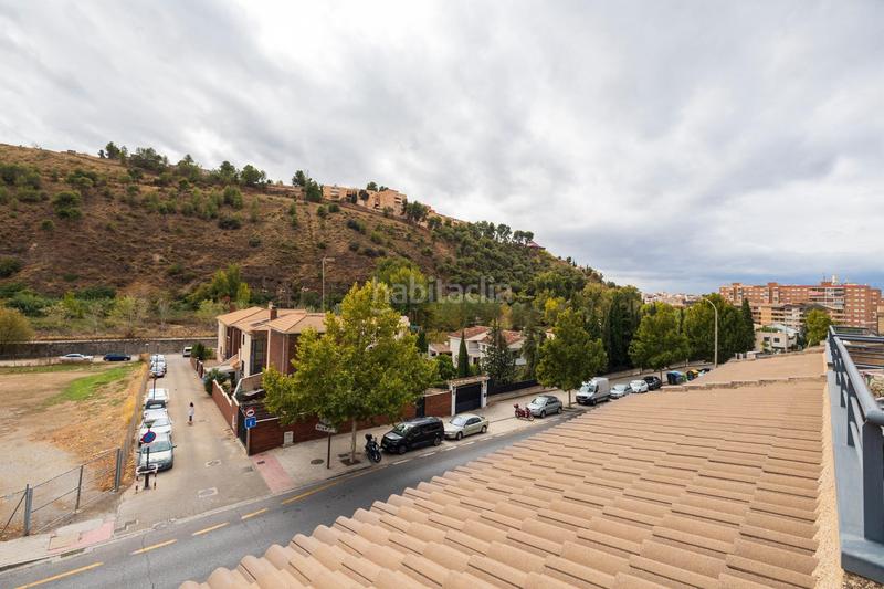Foto e61c798e-0c65-4129-9b21-2c4b4e272546. Casa adosada casa en carretera de la seirra en Crta. De la Sierra Granada