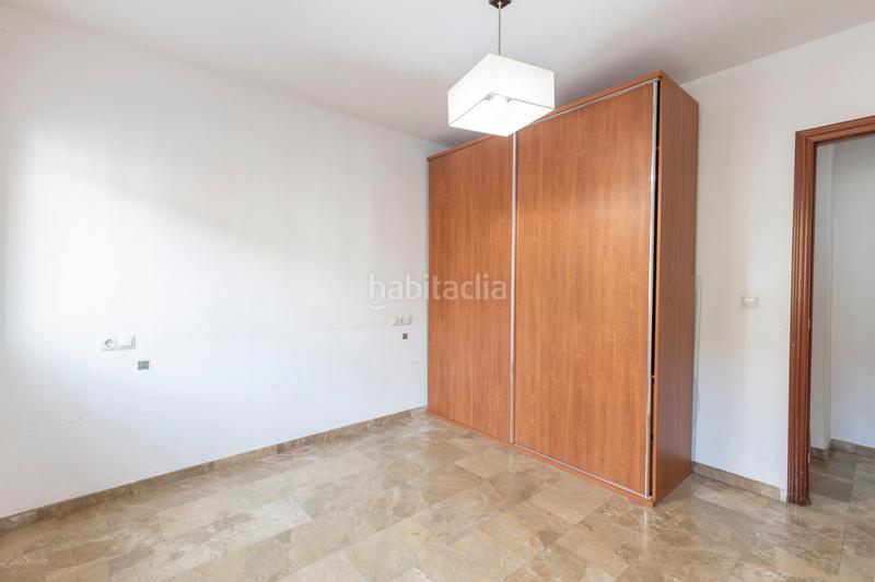 Foto aa546857-7ddb-4eee-b6ec-06f6a82708f2. Pis a La Zubia Ciudad Zubia (La)