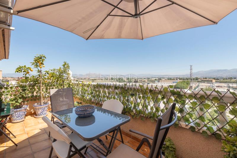 Foto a3192832-576f-4fd3-a3c8-8a55e19a5bb7. Attico in calle alonso de ojeda 7 in Residencial Triana - Barrio Alto Gabias (Las)