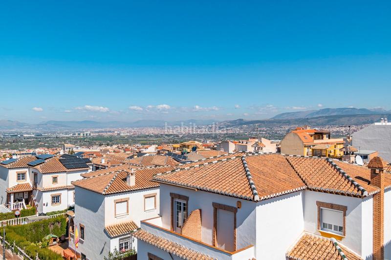 Foto 09e7dd4c-c2cf-478e-b562-5766d13c9998. Chalet casa haciendo esquina la zubia en La Zubia Ciudad Zubia (La)