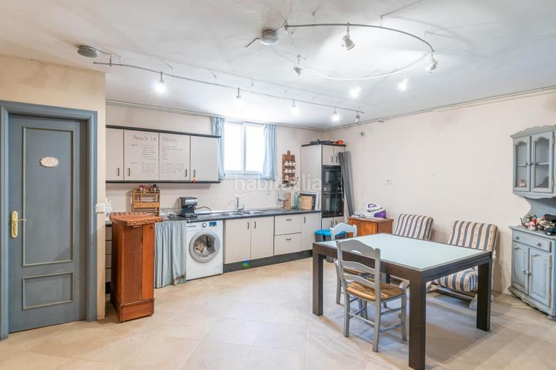 Foto 85e204c9-c758-46ad-b767-8196231128bd. Chalet casa haciendo esquina la zubia en La Zubia Ciudad Zubia (La)