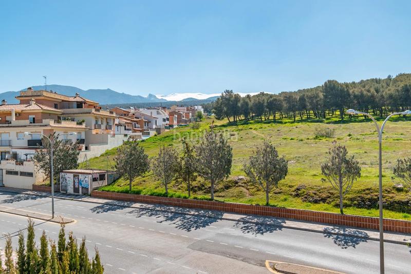 Foto 98d88fff-ea97-4e91-8843-ece4b4df98b1. Chalet casa haciendo esquina la zubia en La Zubia Ciudad Zubia (La)