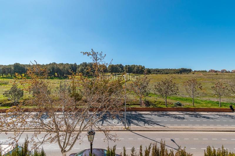 Foto d5e7c91b-52b9-4308-991e-d0a963169adb. Chalet casa haciendo esquina la zubia en La Zubia Ciudad Zubia (La)