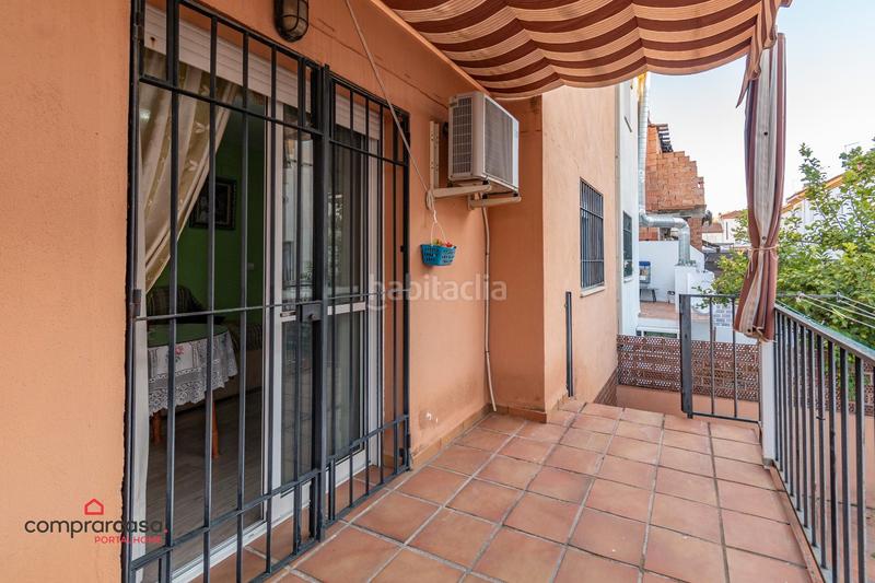 Foto 3ae9c024-eaf7-4251-accf-0d185e893d29. Casa adossada amb aparcament a Belicena Vegas del Genil