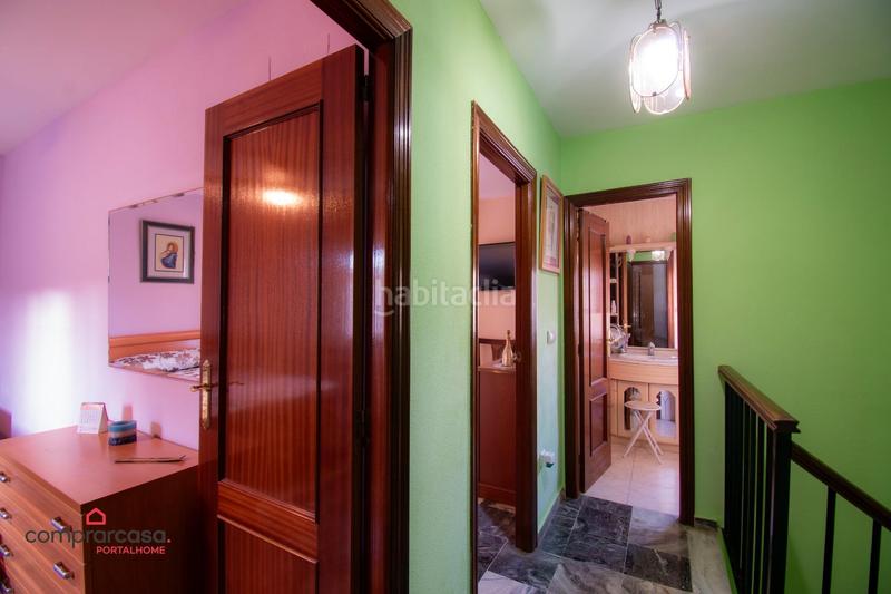 Foto ecc80dac-4bd4-4d65-9fde-ff4613cae0e8. Casa adossada amb aparcament a Belicena Vegas del Genil