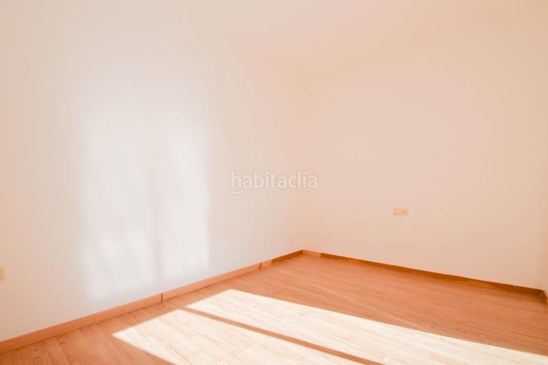 Foto 0df1249d-eb7e-4c07-8364-8bc268810204. Casa a schiera con parcheggio in Cijuela