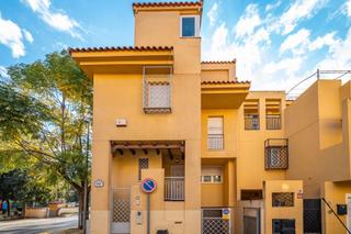 Maison jumelée  Calle parís. Casa pareada en armilla