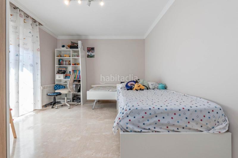 Foto 967dc989-1c94-4f95-bea5-bc671a10546b. Casa aparellada amb aparcament a Cájar