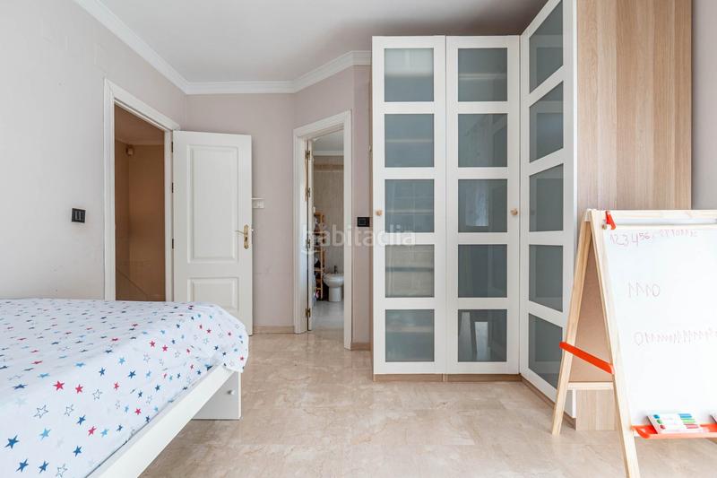 Foto 9847ae9c-f644-4b14-bd5c-22b9a0b5d15c. Casa aparellada amb aparcament a Cájar