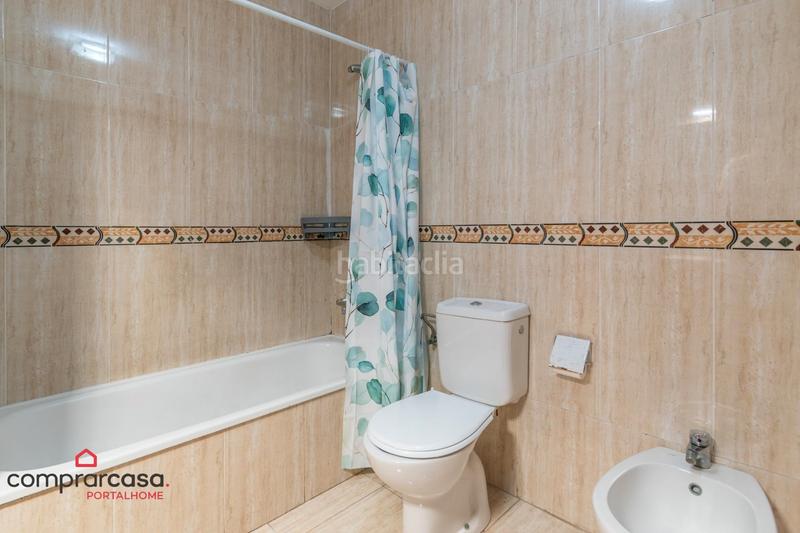 Foto 4b80393d-d643-4679-9fdd-f80c180d3004. Appartamento in calle morayma 35 in Híjar Gabias (Las)