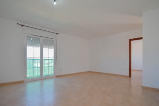 Piso en San Francisco - El Chorrillo. Piso muy luminoso con garaje y trastero