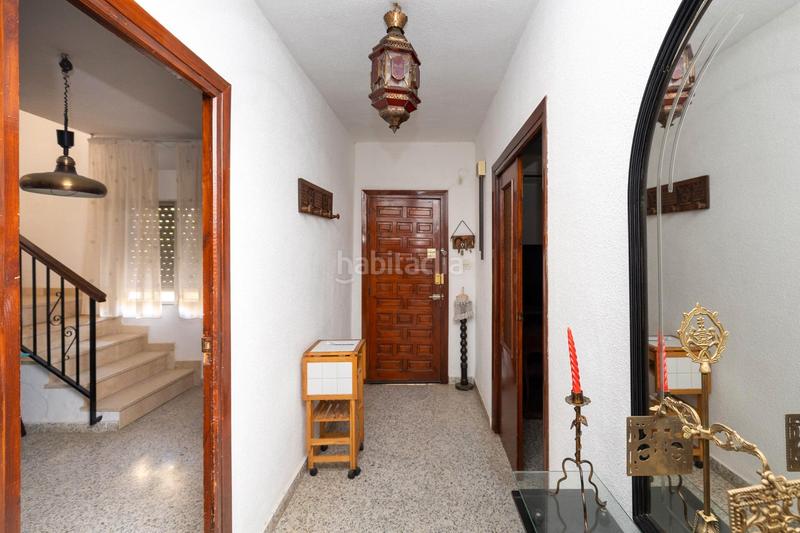 Foto 2455c7e0-c4aa-472a-8ce3-ce7e9e961634. Chalet en calle herrería 21 vivienda en la zubia en Zubia (La)