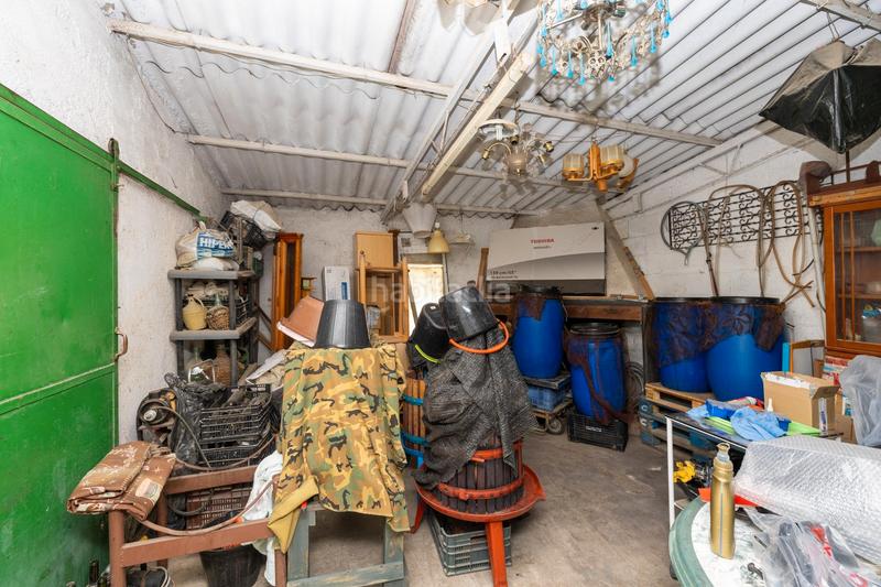 Foto c0e7b333-c867-4ad2-a2e0-a45b33a3a1e6. Chalet en calle herrería 21 vivienda en la zubia en Zubia (La)