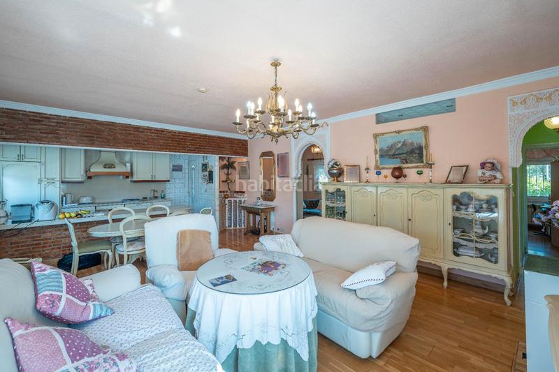 Foto baddf309-fbab-4212-a0bb-e784106fbf45. Chalet in calle aynadamar 5 in Alfacar