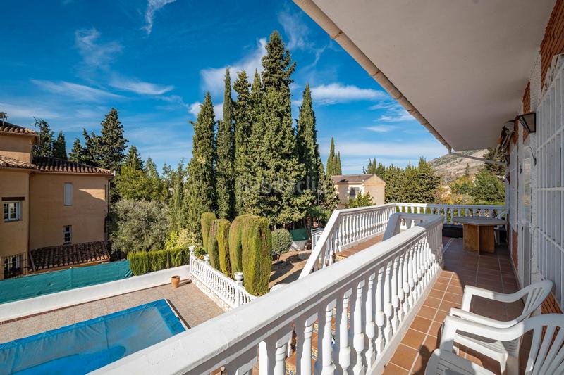 Foto c2c29179-1601-4995-8aab-9b58546926f4. Chalet in calle aynadamar 5 in Alfacar