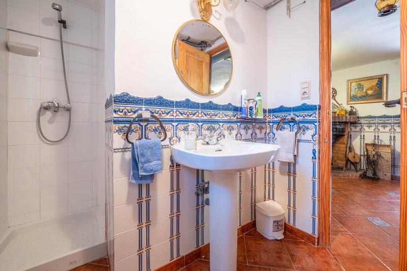 Foto d216e566-b64f-47c2-953f-fe854aef38b0. Chalet in calle aynadamar 5 in Alfacar