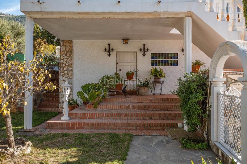 Foto eb474649-6a6d-41e8-a80a-f80baceb538d. Chalet in calle aynadamar 5 in Alfacar