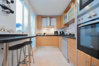 Reihenhaus  Camino de los hornillos 3. Adosada residencial con piscina