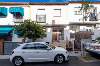 Maison jumelée  Calle clementina. Adosada en huetor vega