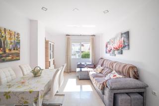 Etagenwohnung in Calle habana 1. Piso en churriana de la vega