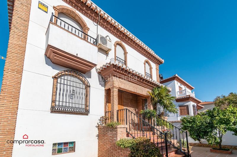 Foto ad5049d3-7aeb-438b-8f2a-1905a063dde2. Chalet en calle naranjo 16 chalet cullar vega en Cúllar Vega