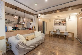 Pis a Calle Virgen Blanca