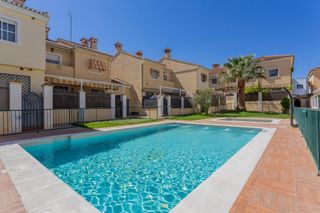 Semi detached house  Caserío de los llanos 1. Vivienda con piscina comunitaria en los llanos de alhendin