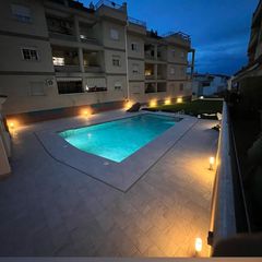 Etagenwohnung in Calle ramón y cajal 9. Piso de 2 dormitorios con garaje , trastero y piscina
