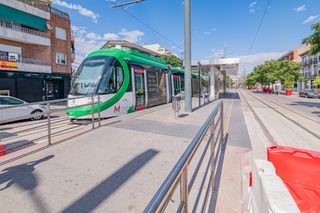 Appartement  Avenida diputación 15. Piso amplio  de 3 dormitorios junto al metro