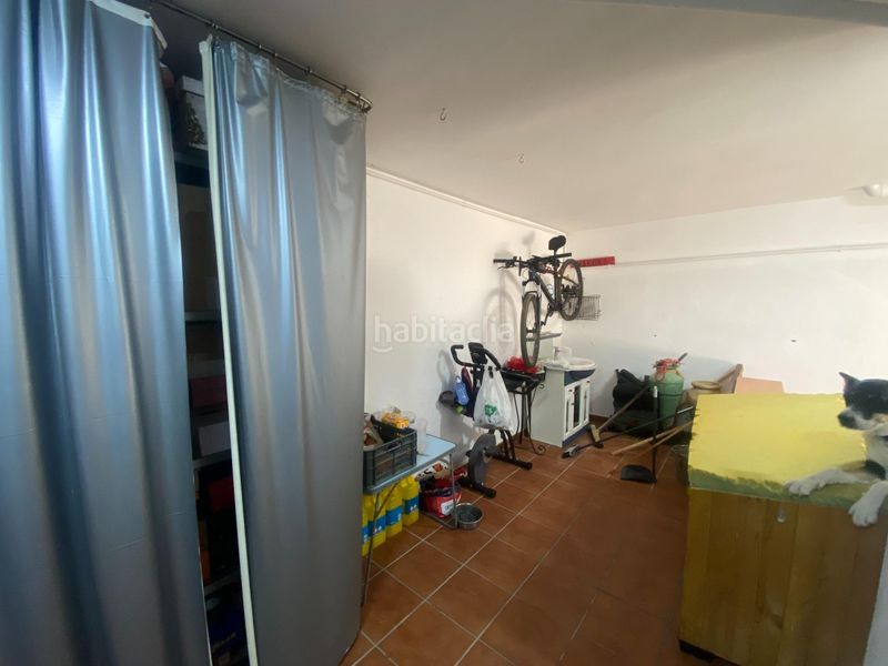 Foto a5b3aa30-5b76-4e52-8cc4-c51cb081f490. Casa adossada amb xemeneia calefacció a Cájar