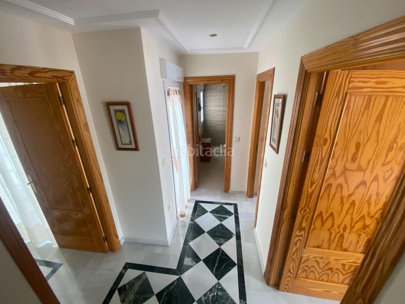 Foto b48792fb-49e6-4b59-a2a2-8af07c62dc9b. Casa adossada amb xemeneia calefacció a Cájar