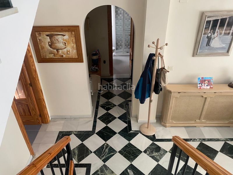 Foto e4a7ada3-1048-482d-afb4-b90ffe0b328d. Casa adossada amb xemeneia calefacció a Cájar