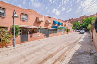 Casa adossada a Lugar residencial columba fase i 9. Adosado