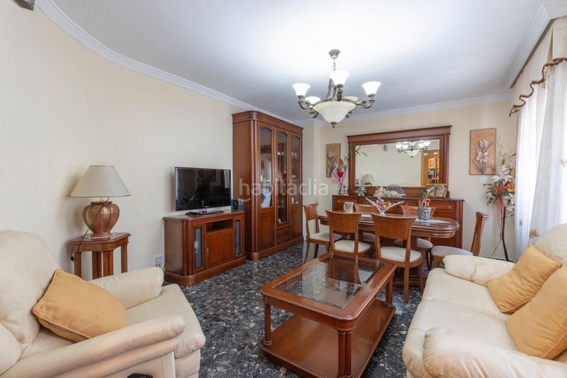 Foto 41848be9-1e08-4639-826b-e5ca12c70214. Casa adossada amb xemeneia aparcament a Padul