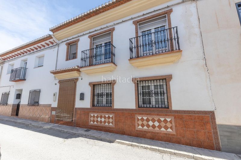 Foto 854bd36a-449b-4b38-a141-a53326e975e2. Casa adossada amb xemeneia aparcament a Padul