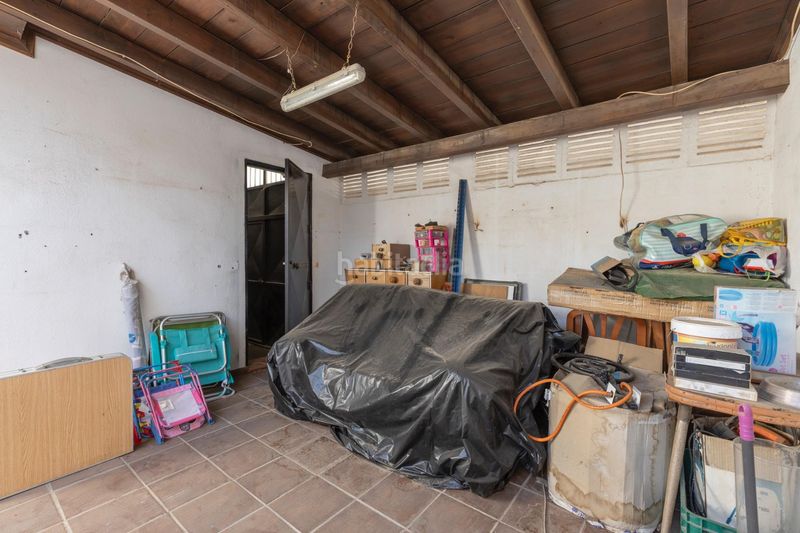 Foto c822be98-e4e9-44bc-8db0-bfe13bcbe29d. Casa adossada amb xemeneia aparcament a Padul