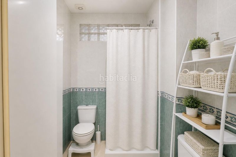 Foto dea45a99-686b-4897-8de9-9f911214455c. Pis a calle montepino sur 30 a Las Palomas Almuñécar
