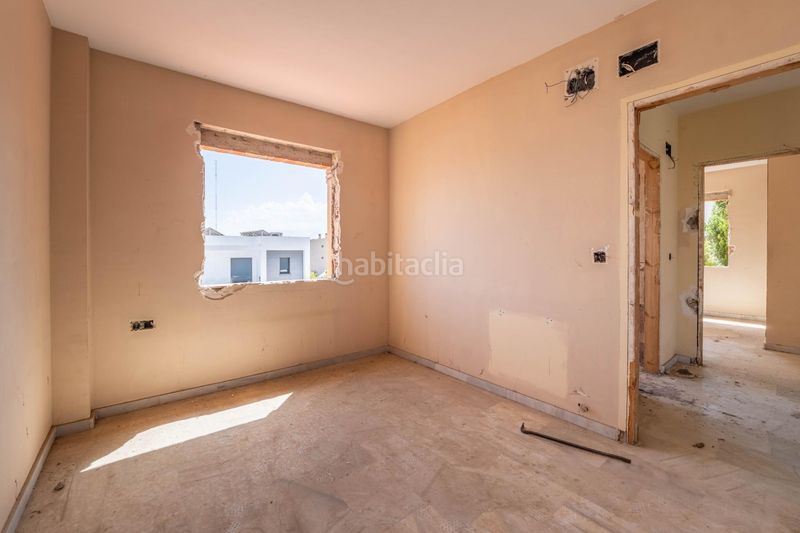 Foto 01118a9c-d2cc-4598-be19-0ab845938334. Chalet en calle vides 24 chalet para reformar el ventoriillo en Cúllar Vega