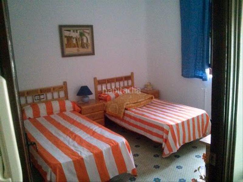 Foto 7ab9ae45-a358-4c0b-9a4d-75e9593cf7b8. Casa amb aparcament a Láchar