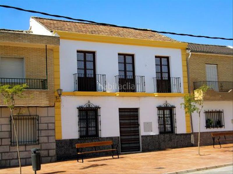 Foto 96d403b4-e6fa-449a-98f6-4f4955817ba7. Casa amb aparcament a Láchar
