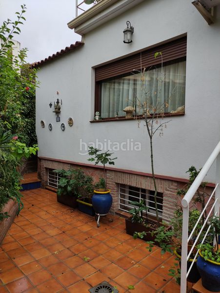Foto 1c12d477-2bf9-499a-bb16-5d006dd5de8e. Casa aparellada amb calefacció aparcament piscina a Granada