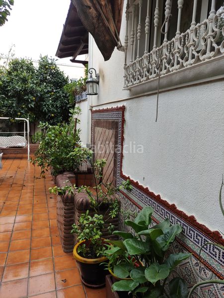 Foto 47df8afa-2310-459d-a663-7b804145e116. Casa aparellada amb calefacció aparcament piscina a Granada
