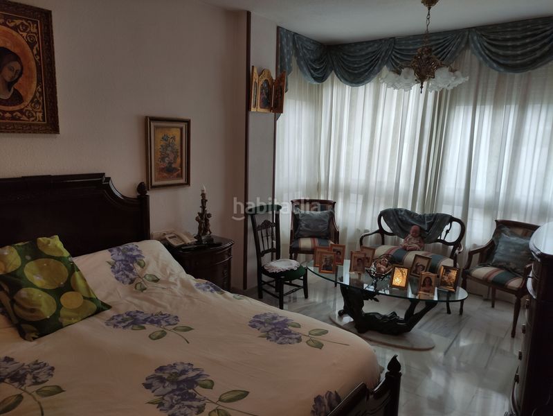 Foto f5629671-3ab6-41e1-90fe-9aacd8d3bd99. Casa aparellada amb calefacció aparcament piscina a Granada